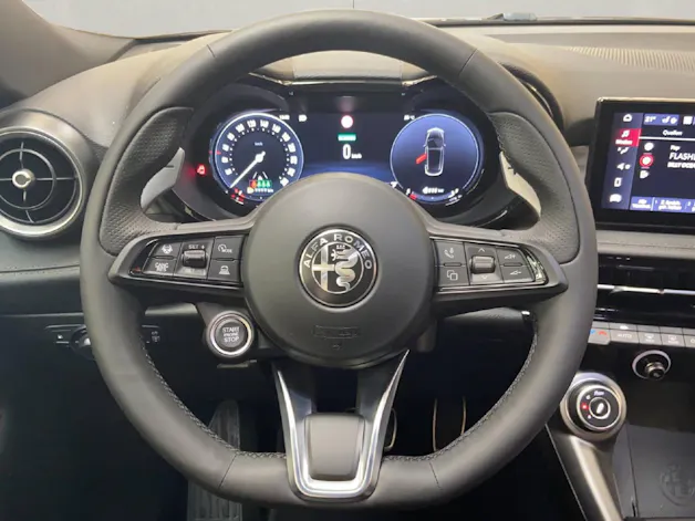 Alfa Romeo Tonale 1.3 Plug-in Hybrid Veloce + Pack Premium