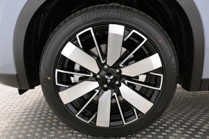 Vehicle image MITSUBISHI Outlander 2.4 PHEV Intense 4x4