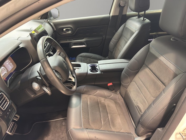 Vehicle image CITROEN C5 AIRCROSS