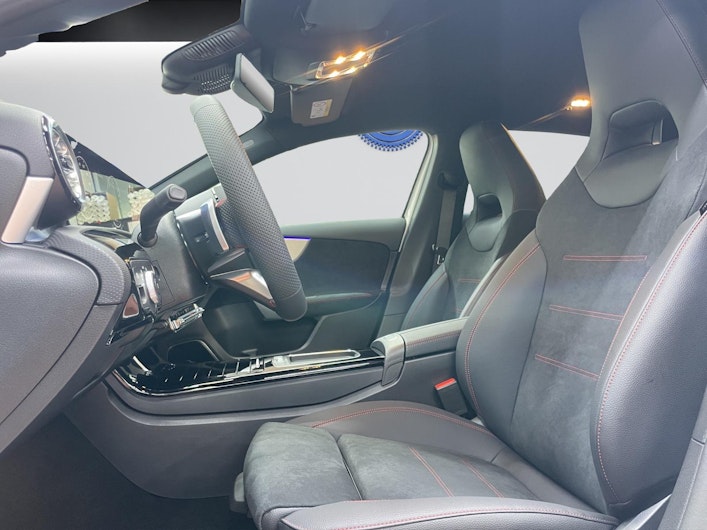 Vehicle image MERCEDES-BENZ A 250