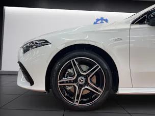Mercedes-Benz A 250 e EQ Star AMG Line