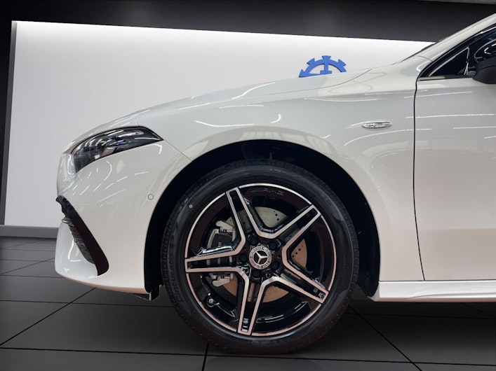 Vehicle image MERCEDES-BENZ A 250