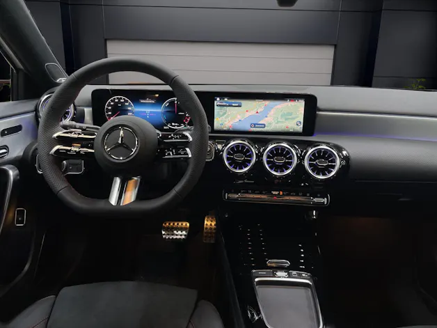 Mercedes-Benz A 250 e EQ Star AMG Line