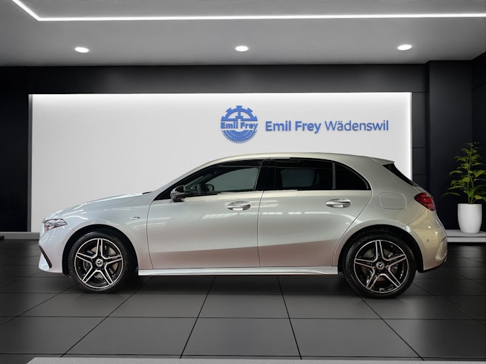 Vehicle image MERCEDES-BENZ A 250