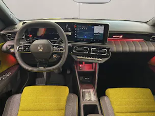 Renault 5 E-Tech Comfort Range iconic