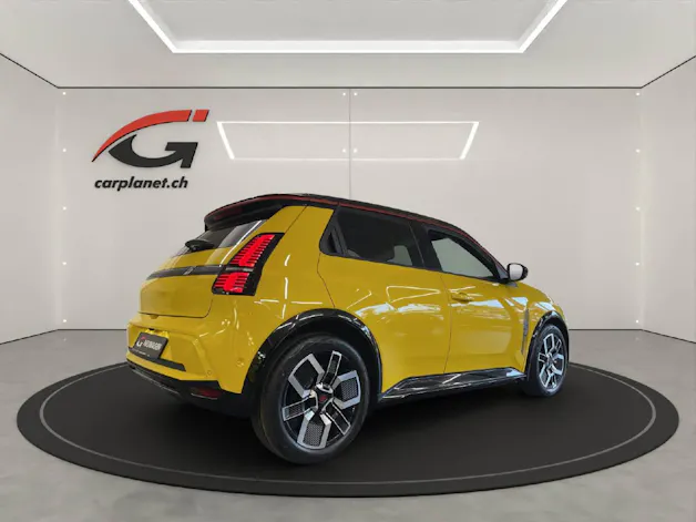 Renault 5 E-Tech Comfort Range iconic