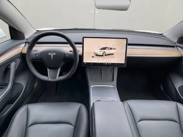 Tesla Model 3 Standart Range Plus