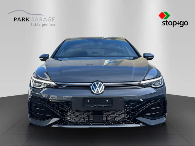 VW Golf VIII 1.5 eTSI R-Line DSG