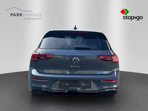VW Golf VIII 1.5 eTSI R-Line DSG
