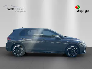 VW Golf VIII 1.5 eTSI R-Line DSG