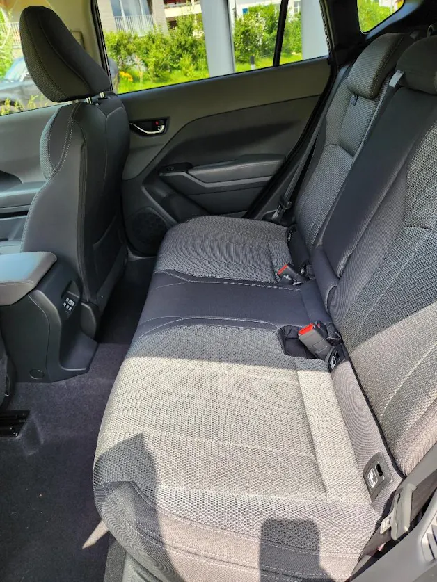 Subaru Crosstrek 2.0i e-Boxer Swiss Plus