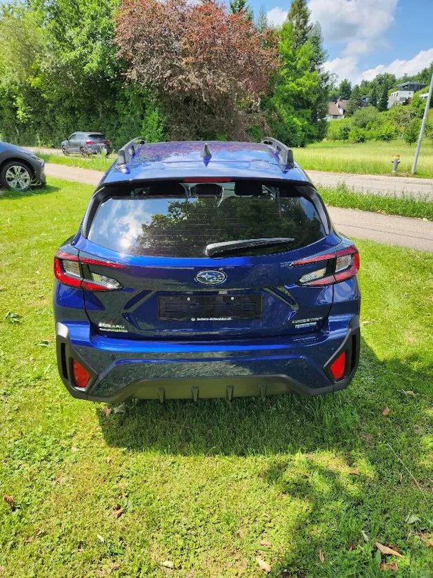 Subaru Crosstrek 2.0i e-Boxer Swiss Plus