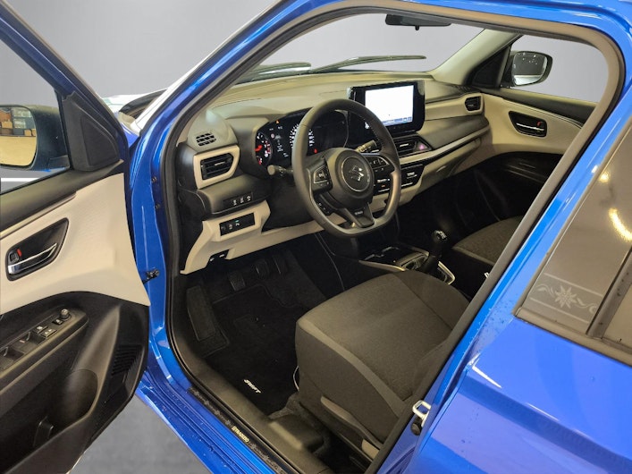 Vehicle image SUZUKI SWIFT