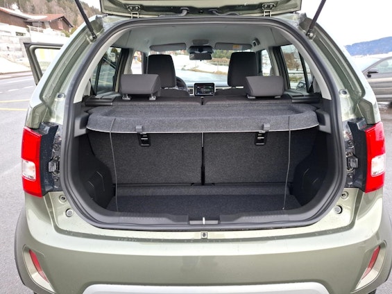 Vehicle image 12 Vehicle image 12