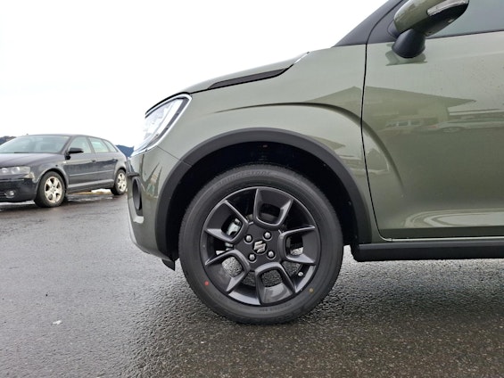 Vehicle image 13 Vehicle image 13