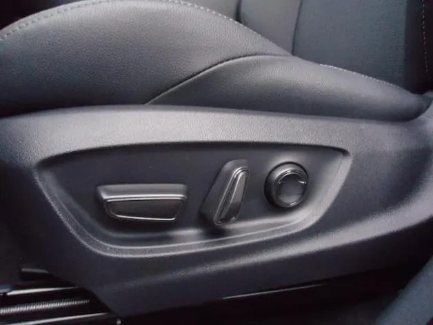 Subaru Solterra eV Luxury AWD