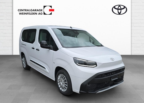 Vehicle image 4 Vehicle image 4