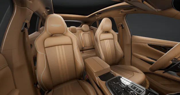 Aston Martin DBX 707 4.0 V8 Bi-Turbo