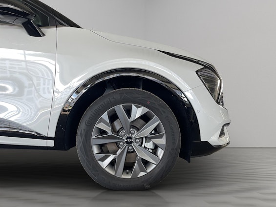 Vehicle image 11 Vehicle image 11