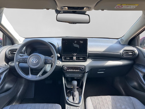 Vehicle image 7