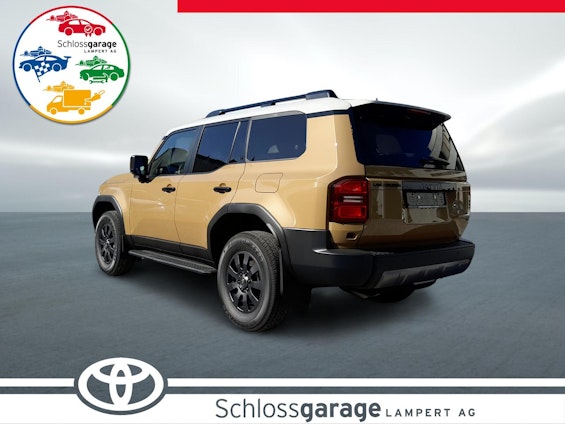 Vehicle image 2 Vehicle image 2