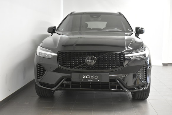 VOLVO XC60 2.0 T8 TE Ultra Dark eAWD 1
