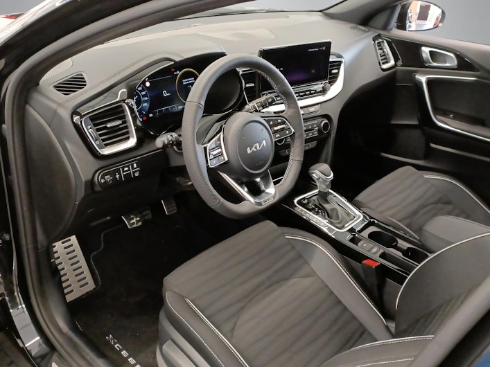 Vehicle image KIA CEED