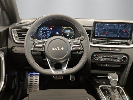 Vehicle image 4 Vehicle image 4