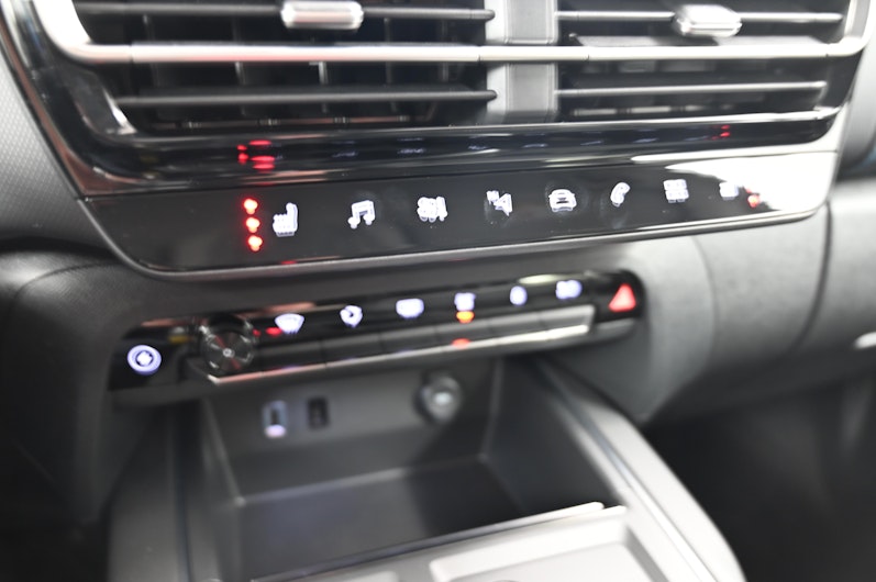 Vehicle image CITROEN C5 AIRCROSS