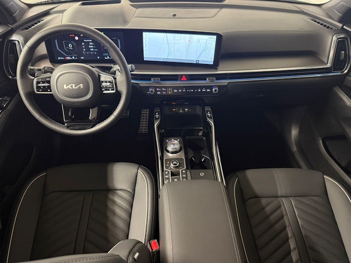 Vehicle image KIA SORENTO