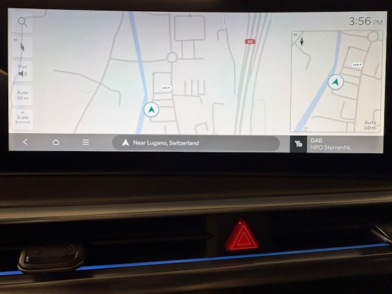 Vehicle image 13 Vehicle image 13