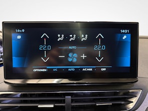 immagine del veicolo PEUGEOT 3008 1.2 PureTech GT Pack