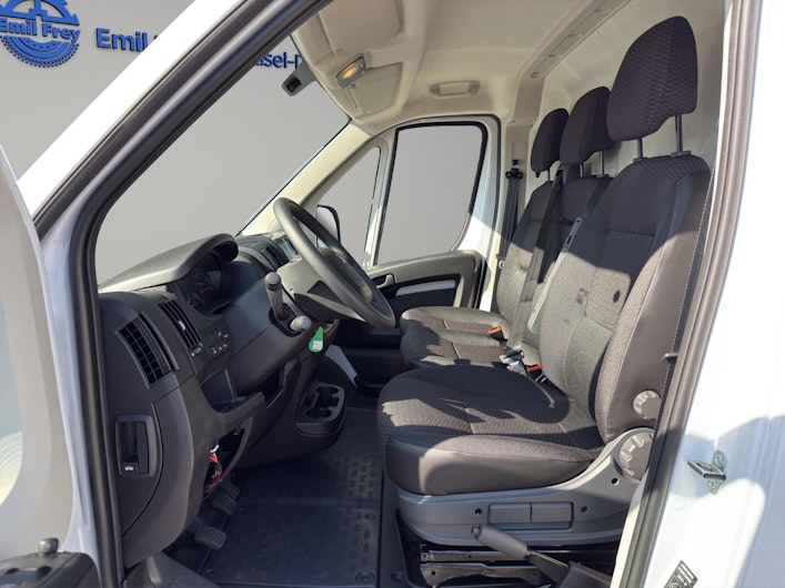 Vehicle image PEUGEOT BOXER