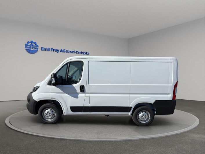 Vehicle image PEUGEOT BOXER
