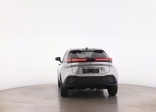 Vehicle image 13 Vehicle image 13