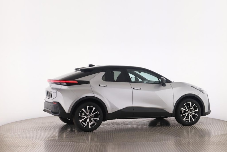 Vehicle image TOYOTA C-HR