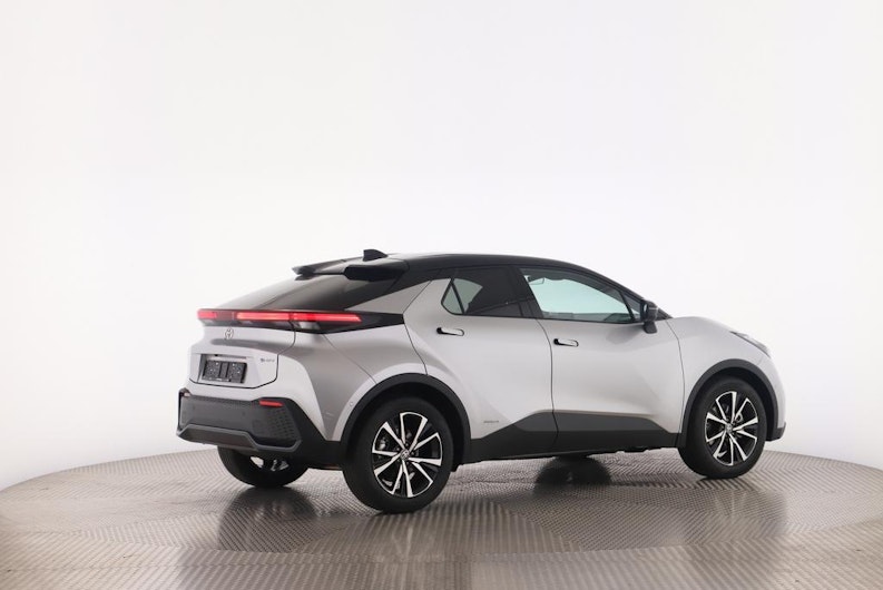Vehicle image TOYOTA C-HR