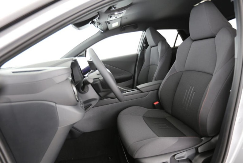 Vehicle image TOYOTA C-HR