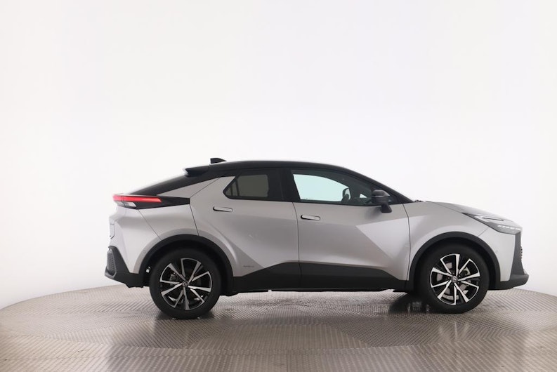 Vehicle image TOYOTA C-HR