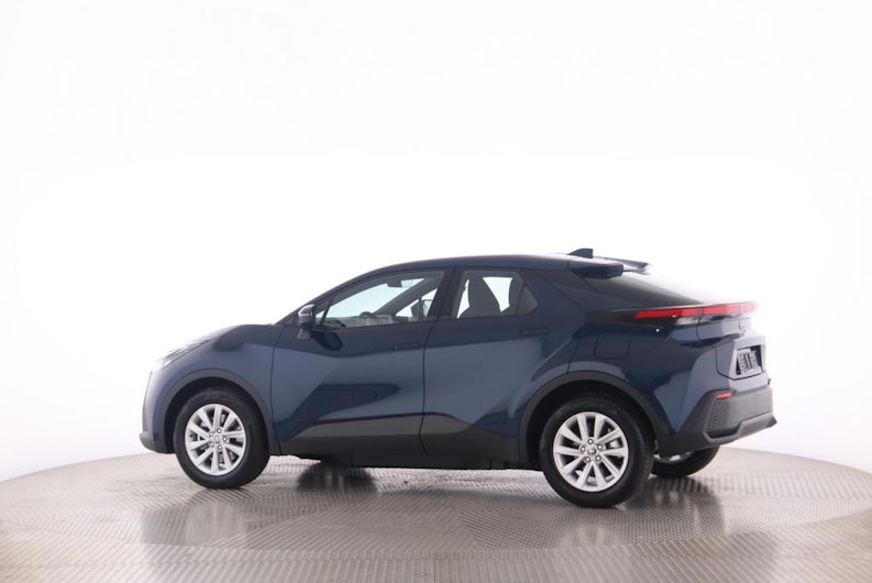 Vehicle image TOYOTA C-HR