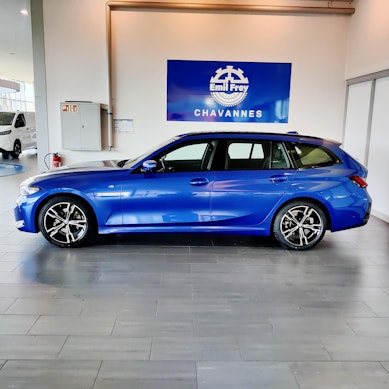 BMW 320d xDrive Touring 2