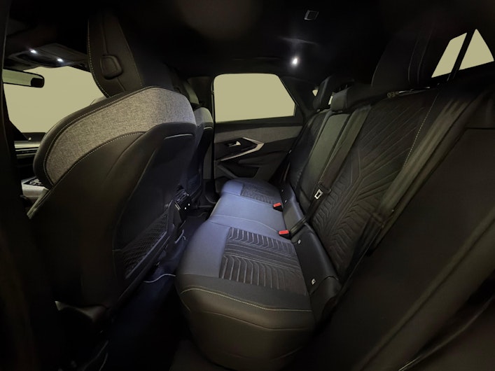 immagine del veicolo PEUGEOT 3008