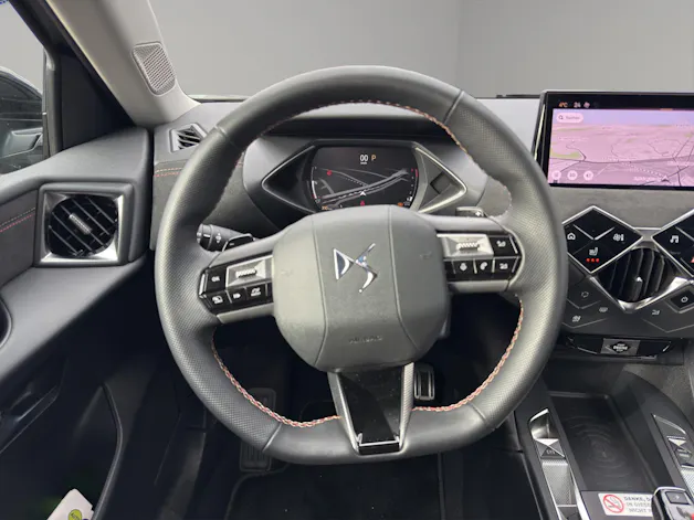 DS Automobiles 3 1.2 PureTech 130 Ligne Noire