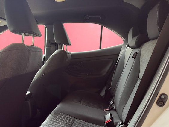 Vehicle image 11 Vehicle image 11