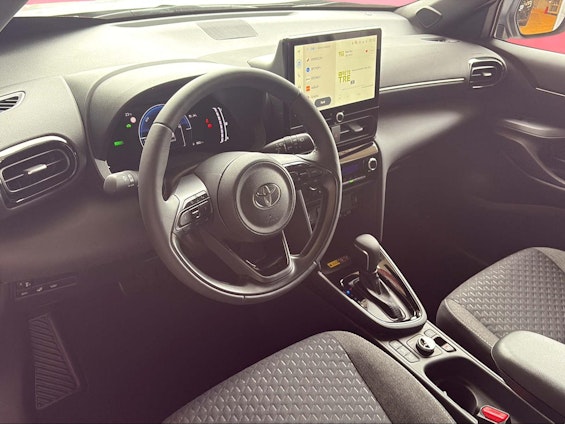 Vehicle image 9 Vehicle image 9