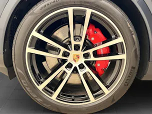 Porsche Cayenne S E-Hybrid