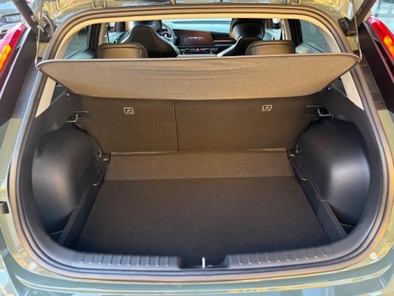 Vehicle image 11 Vehicle image 11