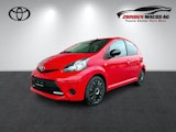 First vehicle image