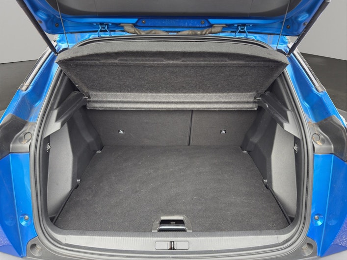 Vehicle image PEUGEOT 2008