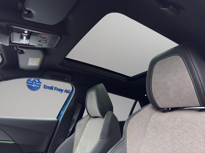 Vehicle image PEUGEOT 2008